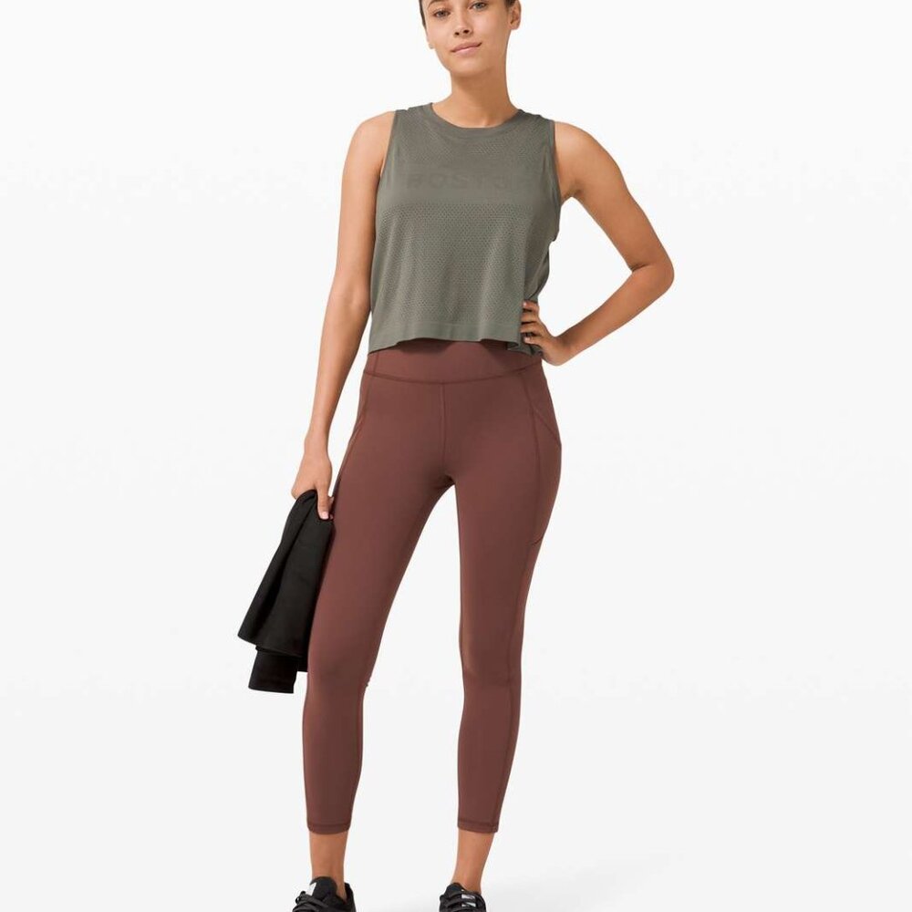 BNWT Lululemon SYDNEY Swiftly Breathe  Crop Tank  Sz 4